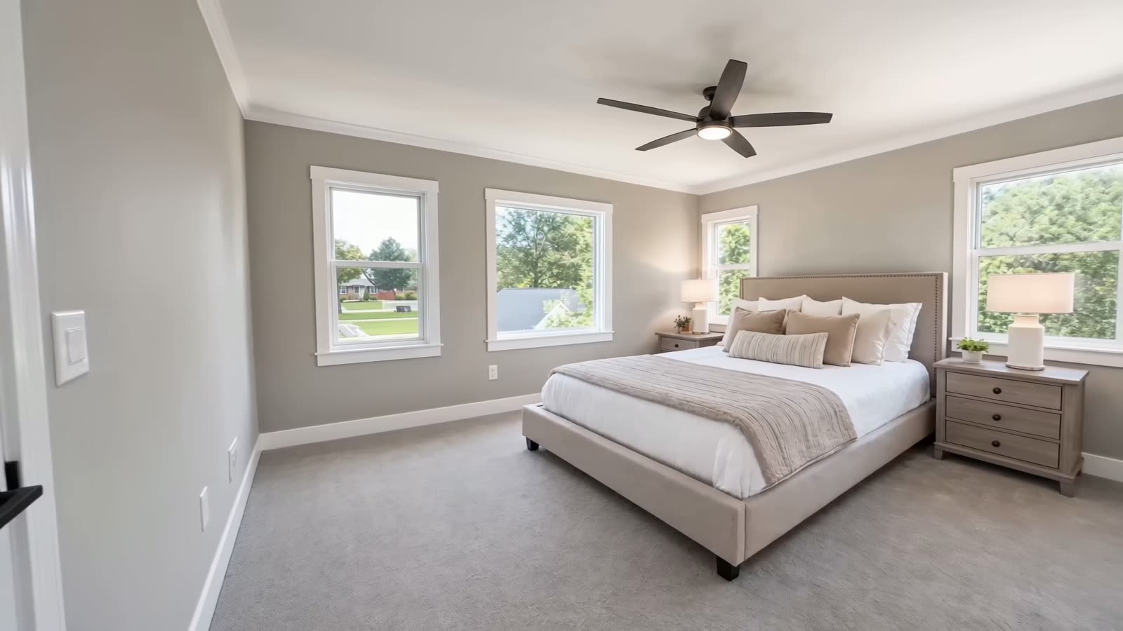 Bedroom listing photo